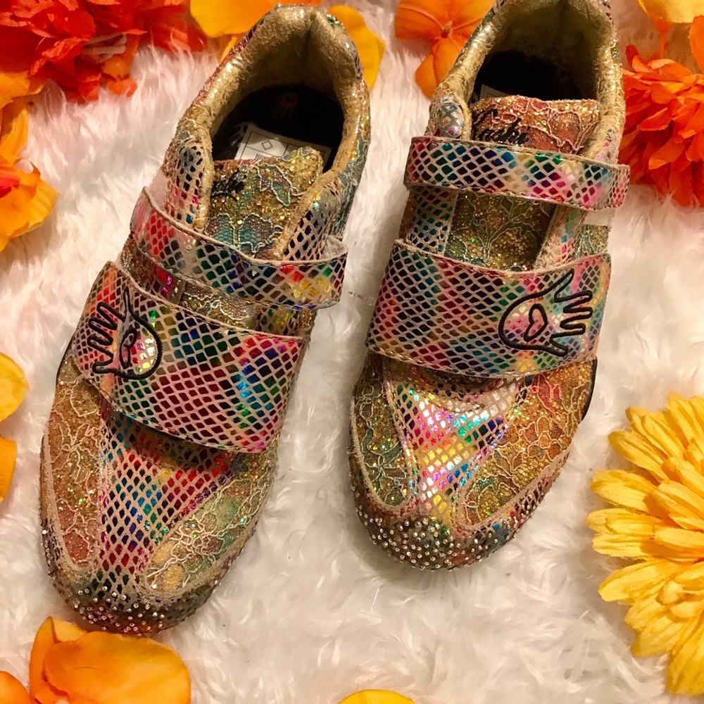Kaski Girl’s Sneakers - Picture 2 of 7